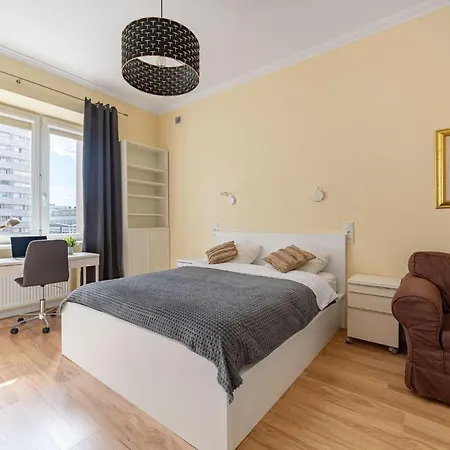 דירה Luxury On Zlota Street